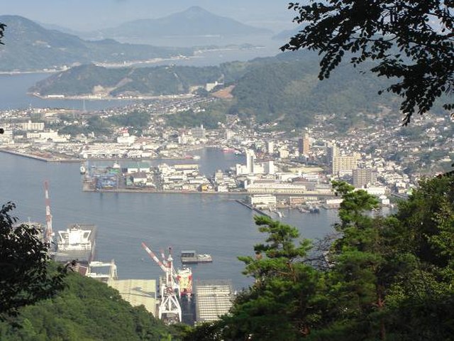 Port of Kure seen from Yasumi-yama