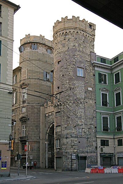 File:Porta dei Vacca Genoa.jpg