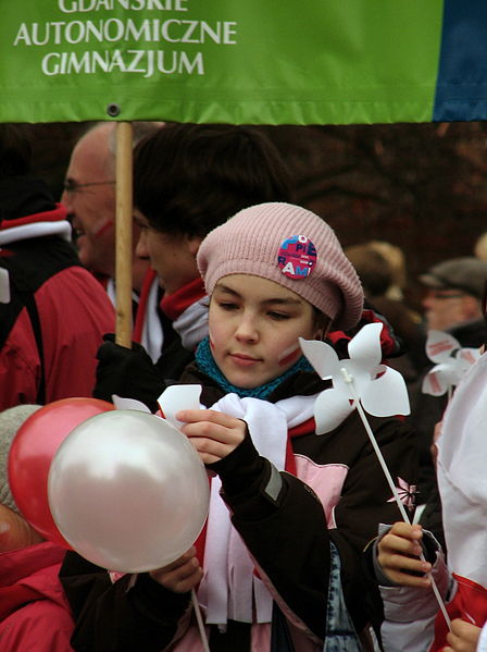 File:Preparation to Parade of Independence in Gdańsk during Independence Day 2010 - 42.jpg