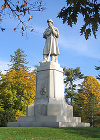 Памятник рядовому солдату Национальное кладбище Антиетам NPS.jpg 