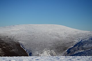 <span class="mw-page-title-main">Pykestone Hill</span> Hill in Scotland