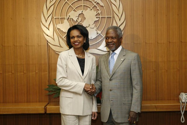 Annan with US secretary of state Condoleezza Rice in 2006
