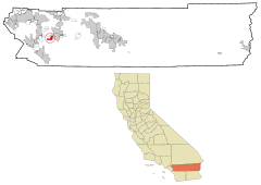 Lage von Winchester im Riverside County (oben) und in Kalifornien (unten)