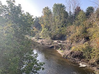 <span class="mw-page-title-main">Charest River</span> River in Quebec, Canada