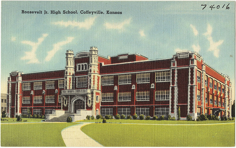 File:Roosevelt Jr. High School, Coffeyville, Kansas (8734327663).jpg