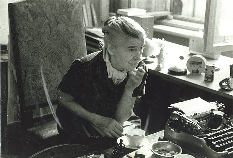 File:Ruth Berlau Berlin 1969.jpg