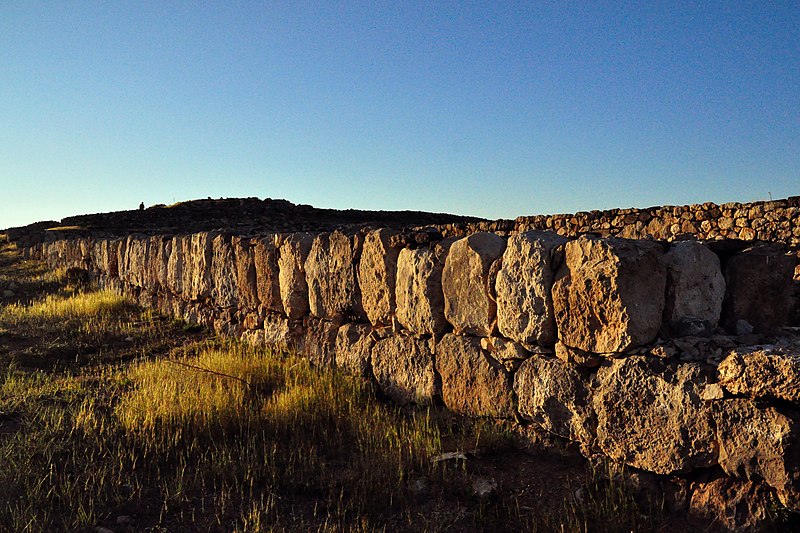 File:Sarissa Ancient City, Sivas Province.jpg