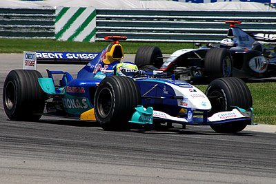 Fizikella ar Ferrari dzinēju apgādātajā Sauber (2004)