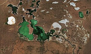 Sağ altta nehrin ağız kısmı, Sentinel-2 görüntüsü. — Kaynak, — Ağız, Kazakistan