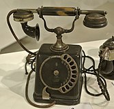 טלפון חוגה אירופאי משנת 1910