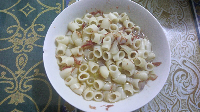 File:Sopas, Filipino noodle soup dish.jpg