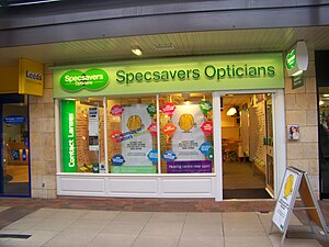 Specsavers: Britisk optikerkæde