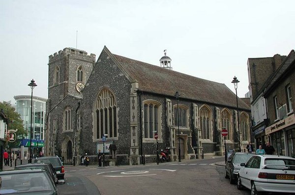 Image: St Margaret of Antioch, Windsor Street, Uxbridge UB8   geograph.org.uk   1080620