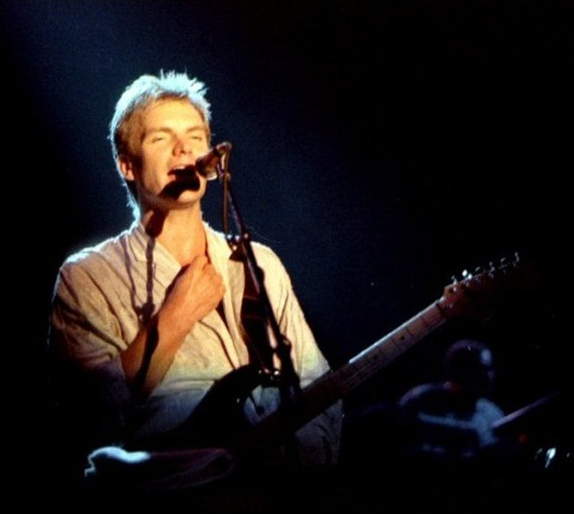 Sting performing in Norway in 1985