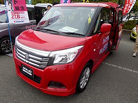 Suzuki SOLIO HYBRID MX (DAA-MA36S) front.JPG