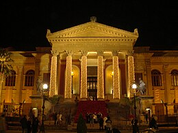Teatro Massimo a Natale.JPG