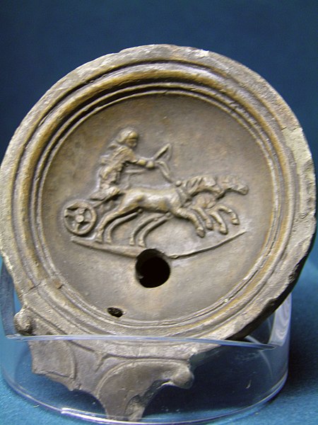 File:Terracotta oil lamp depicting a charioteer racing, Musée gallo-romain de Fourvière, Lyon (9191613441).jpg