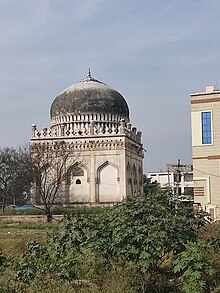 Tomb of Abdul Qadir Amin Khan Tomb at Patancheru 2.jpg