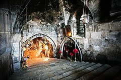 Новости христианского мира - Страница 3 240px-Tomb_of_the_Virgin_Mary._Staircase_of_47_steps.