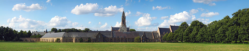 Tongerloo abbey-Panorama-v2.jpg