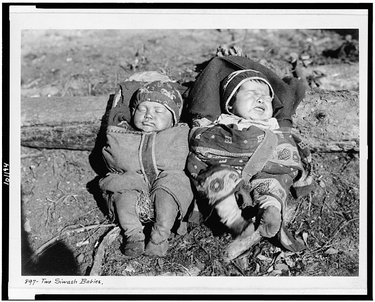 File:Two Siwash babies - Miles Bros. LCCN90710201.jpg