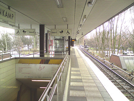 U Bahnhof Lattenkamp in Hamburg Winterhude1