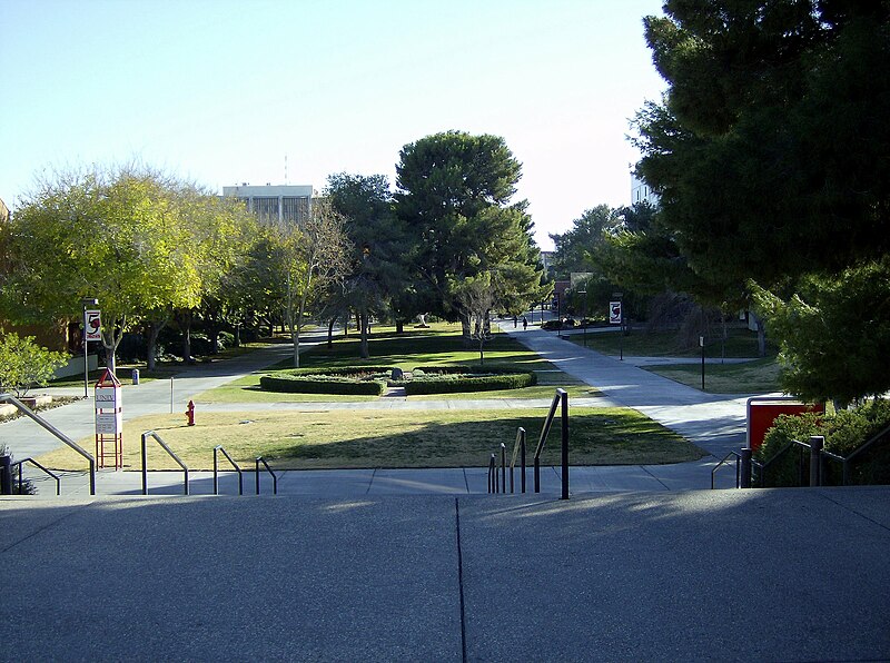 File:UNLV campus.jpg