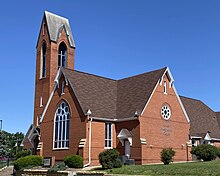 Exterior view of Union Presbyterian Church of Fort Madison, Iowa