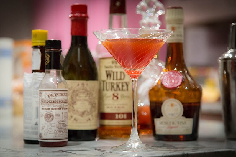 File:Vieux Carre Cocktail.jpg