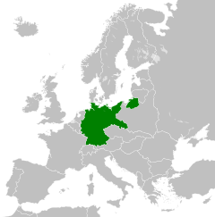 Tyskland under Weimarrepublikens tid var delat i två områden av Polska korridoren; Fristaten Preussen var den ledande staten