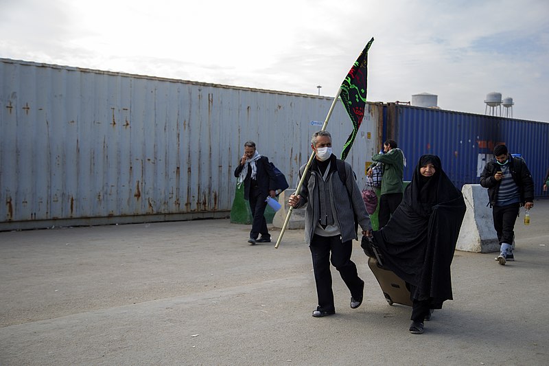 File:Women on the Arba'een Walk-Mehran city-Iran زنان در پیاده روی اربعین در مرز مهران- عکاسی خبری 32.jpg