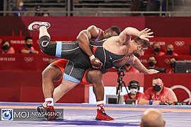 Wrestling at the 2020 Summer Olympics – Men's Greco-Roman 130 kg – Mirzazadeh vs López (3).jpg