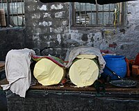 Beurre de yack, à Lhassa, Tibet.