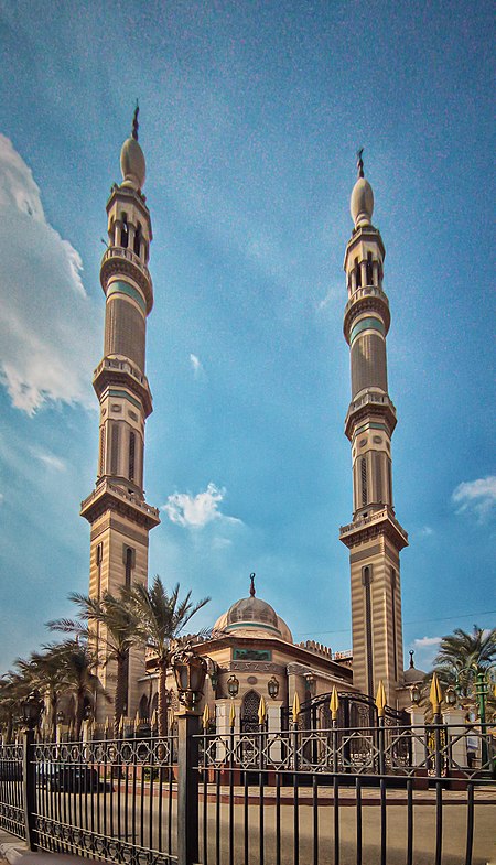 مسجد الرحمن الرحيم في صلاح سالم.jpg