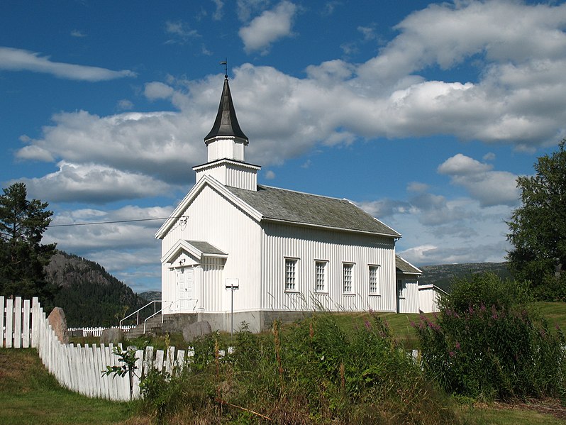 File:Åseral, Åknes kapell frå SV.JPG