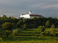 Бернардинський монастир. Ізяслав. 2010.jpg