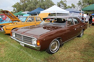 Chrysler Valiant (VJ) Motor vehicle