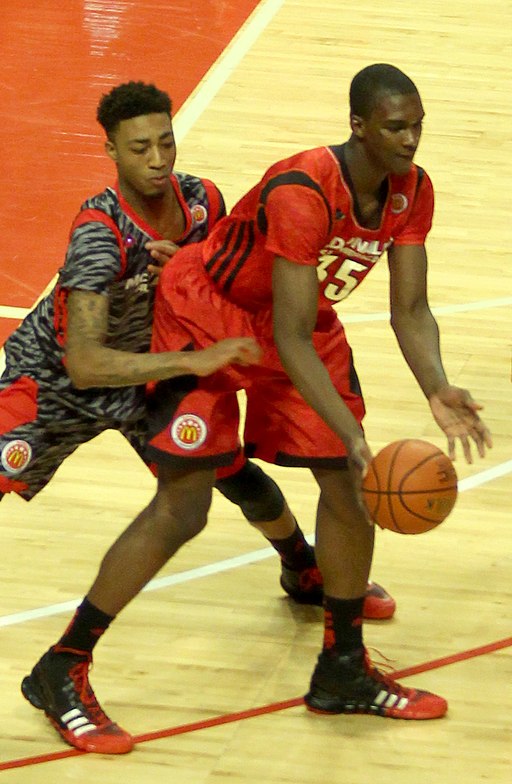 20130403 MCDAAG Noah Vonleh getting harrassed