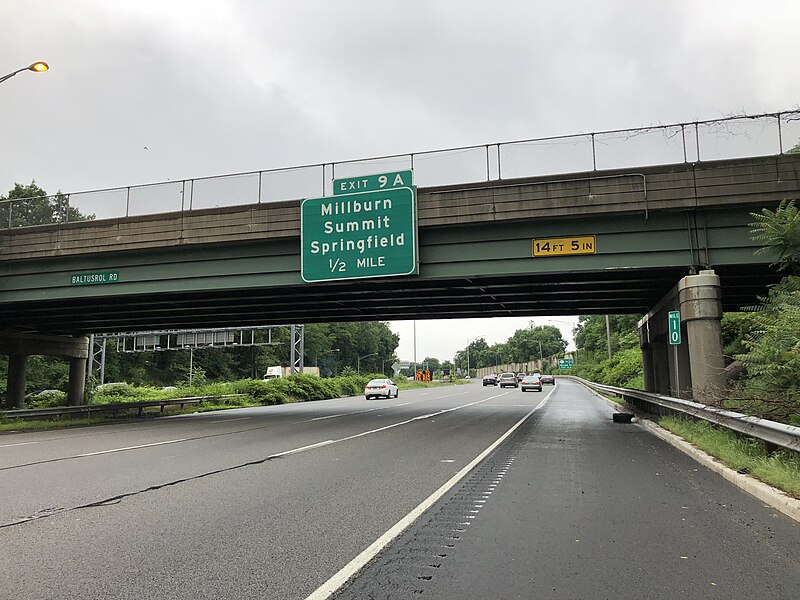 File:2018-06-21 07 58 09 View west along New Jersey State Route 24 between Interstate 78 (Phillipsburg-Newark Expressway) and Exit 9A in Springfield Township, Union County, New Jersey.jpg