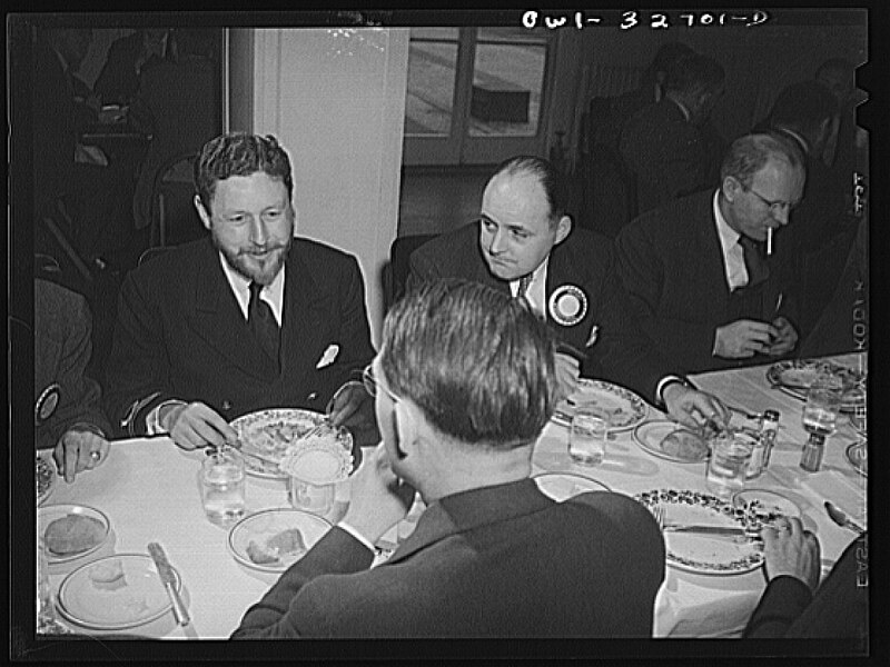 File:A British naval officer at the Rotary Club8d38903v.jpg