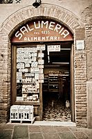 Салумерија во Сан Џимињано, Италија, основана во 1855 година