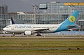 Airbus A310-300 milik syarikat penerbangan Air Kazakhstan pada Tarikh 2 November 2003.