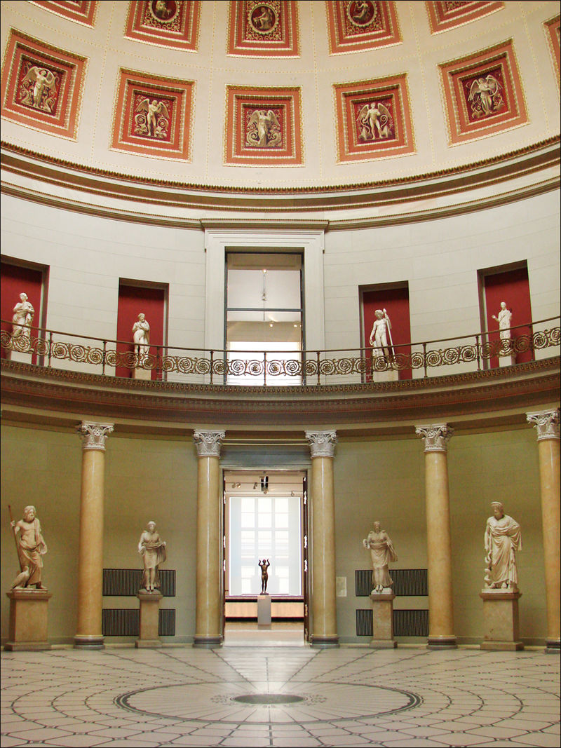 Altes Museum (Berlin) (6340516194).jpg