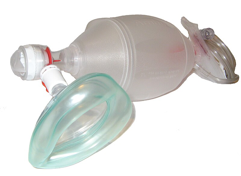 PVC Ambu Bag + Air Cushion Mask#1 - 350ml | Streamlining Critical Care:  Omnimate's High-Efficiency CPR and Oxygen Masks for Emergency Response