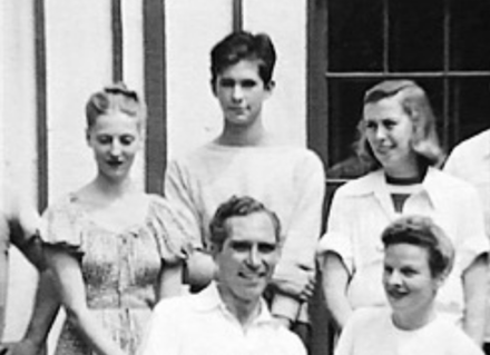 Perkins (top row, center) in a summer stock company, c. 1950