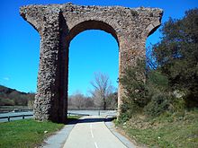 Aqueduct bridge over the Gargalon stream