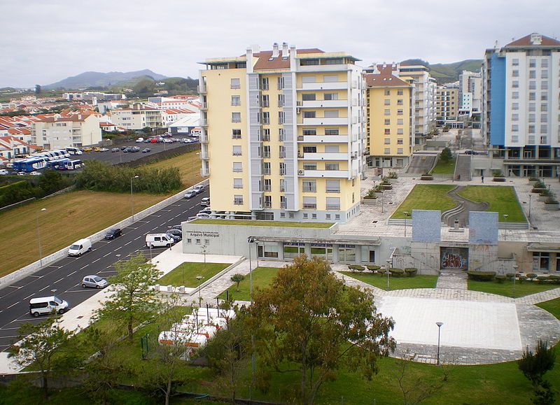 File:Archivo municipal ponta delgada.JPG