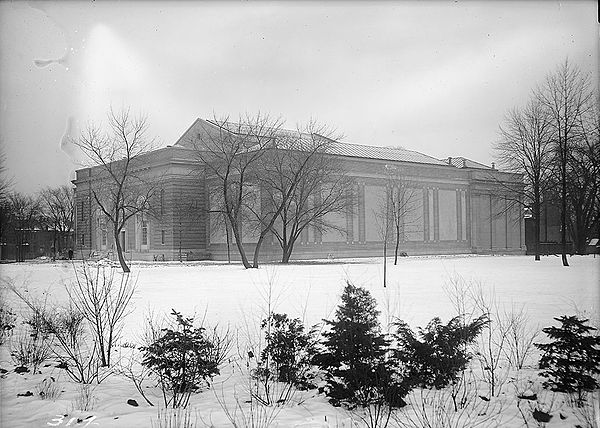 A south view of the first expansion building in 1922