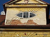 Čeština: Okno domu v židovské čtvrti v Březnici. Okres Příbram, Česká republika.
