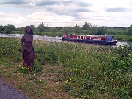 Barge (geograph 2449996)